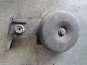 2003 Subaru Legacy Outback Horn