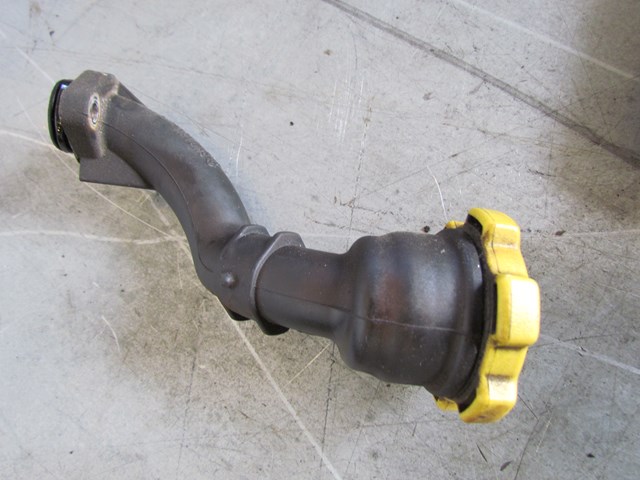 2003 Subaru Legacy Outback Oil Filler Neck With Cap