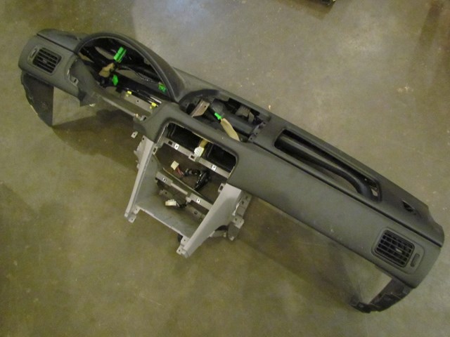 2003 Subaru Forester Dash Assembly Black With Wiring