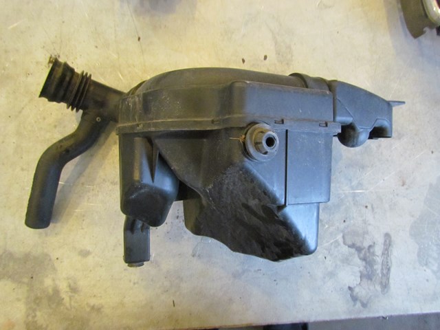 2003 Subaru Forester Intake Tube