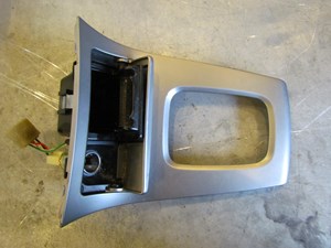 2003 Subaru Forester Center Dash Radio Bezel/ Climate Control Assy