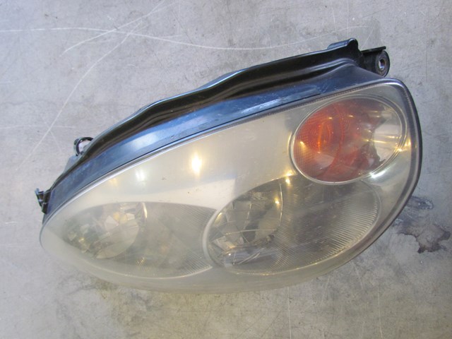 2003 Infiniti G35 Coupe Front RH Passenger Headlight OEM - CRACK NO BALLAST