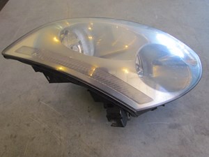 2003 Infiniti G35 Coupe Front RH Passenger Headlight OEM - CRACK NO BALLAST