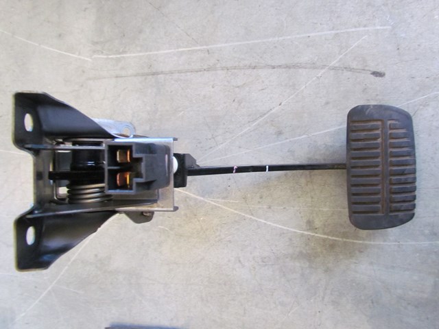 2003 Subaru Forester Brake Pedal Assy