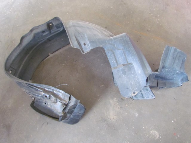 2003 Subaru Forester Front LH Driver Fender Liner W/ Mud Flap 59110SA010