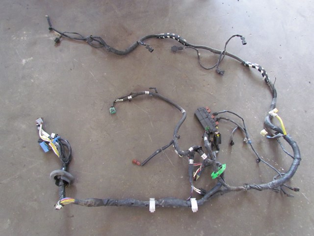 2003 Subaru Forester Engine Bay Wiring Harness 98234 SA150