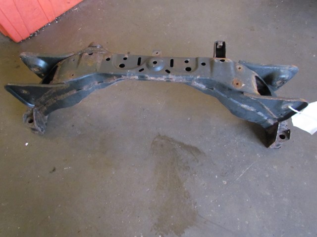 2003 Infiniti G35 Sedan Front Subframe/Crossmember