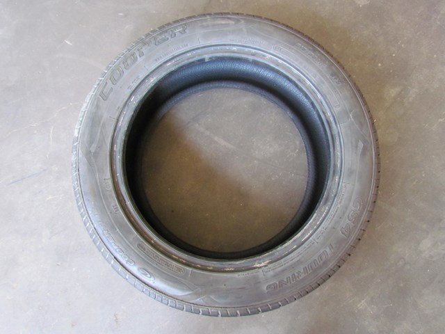 Cooper CS4 Touring 215/55R17 Tire 8/32 Tread