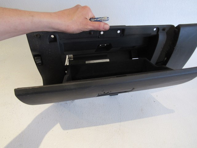 2006 Infiniti G35 Coupe RH Passenger Lower Glove Box