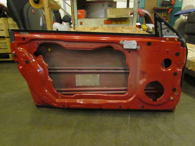 2006 Infiniti G35 Coupe LH Drivers Door Shell