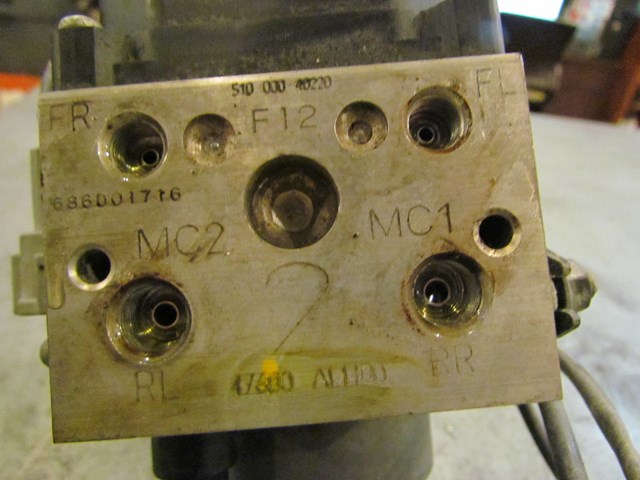 2006 Infiniti G35 Coupe ABS Pump Module 47600 AM400