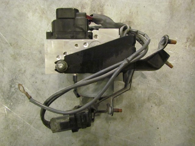 2006 Infiniti G35 Coupe ABS Pump Module 47600 AM400