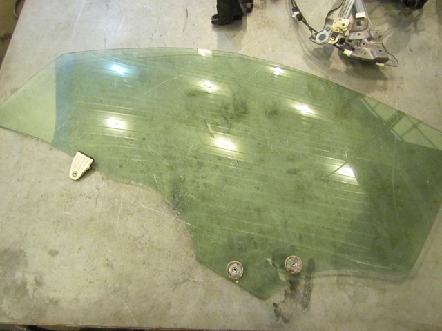 2006 Infiniti G35 Coupe LH Drivers Door Glass