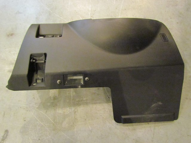 2006 Infiniti G35 Coupe Front LH Drivers Knee Bolster W Switches