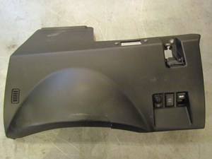 2006 Infiniti G35 Coupe Front LH Drivers Knee Bolster W Switches