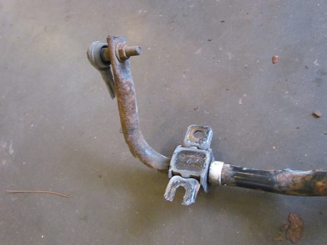 2006 Infiniti G35 Coupe Rear Sway Bar Assy With Mounts