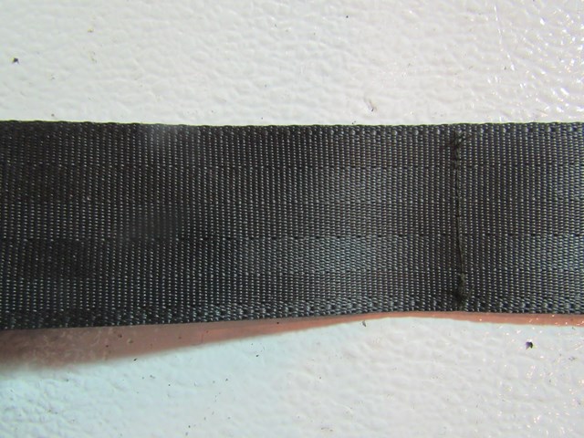 05 06  Infiniti G35 Coupe Rear LH Drivers Seat Belt and Buckle