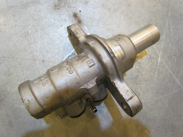 2006 Infiniti G35 Coupe Sport/Premium Brake Master Brake Cylinder 0204223183