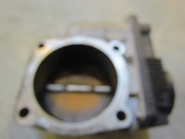2006 Infiniti G35 Coupe Throttle Body FOR PARTS ONLY
