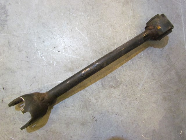 2006 Infiniti G35 Coupe Rear RH Passenger Lateral Arm