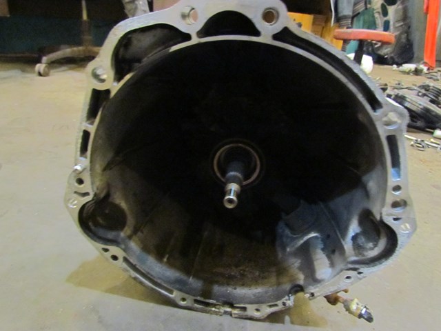 2006 Infiniti G35 Coupe 6 Speed Manual Transmission CD009 128K