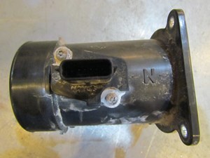 2006 Infiniti G35 Coupe MT Rev Up MAF Sensor And Housing 22680 CA000