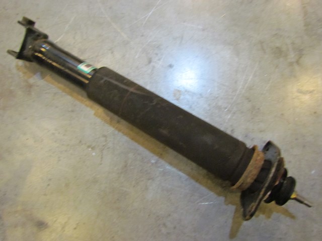 2006 Nissan 350z Rear LH RH Strut Shock Absorber OEM 56210 CM40B