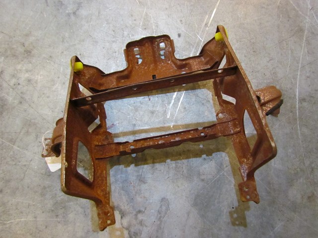 1997 Acura Integra CD Player / Radio Mount