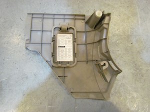 2007 Infiniti G35 Sedan Front LH Drivers Fuse Cover Panel 66901-JK65A