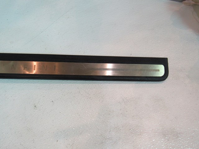 07-09 Infiniti G35 G37 Sedan Front Door Sill Kick Plate 769B0 JK000