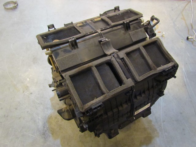 2007 Infiniti G35X Heater Core / Evaporator Assy 27110 JK700