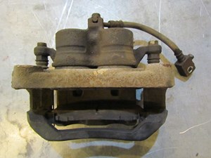 2007 Infiniti G35X Sedan AT Front RH Passenger Brake Caliper