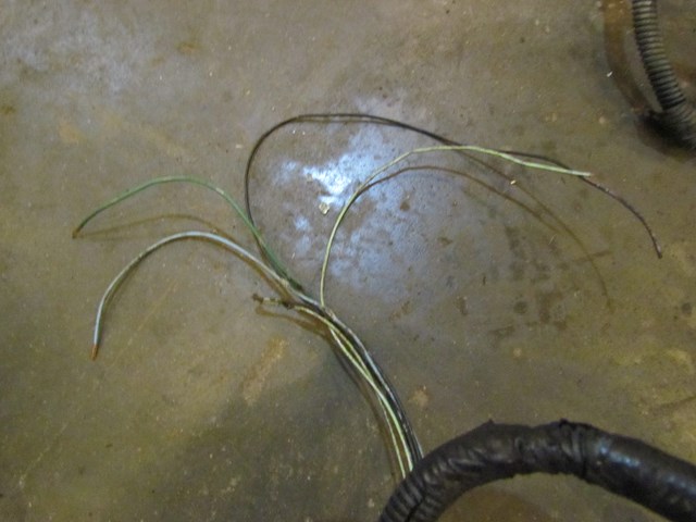 2007 Infiniti G35X Sedan AT Engine Bay Wiring Harness Needs Repair See Pics