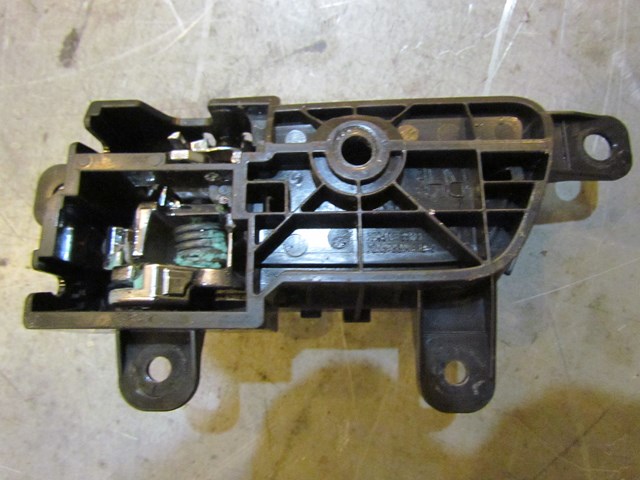 2007 Infiniti G35X Front RH Passenger Interior Door Handle 