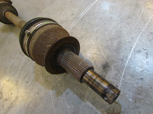 2007 Infiniti G35X Sedan Rear Rh Passenger Axle