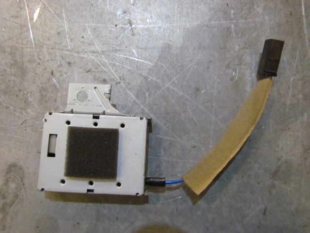 2007 Infiniti G35X Sedan AT Antenna Module 0658860