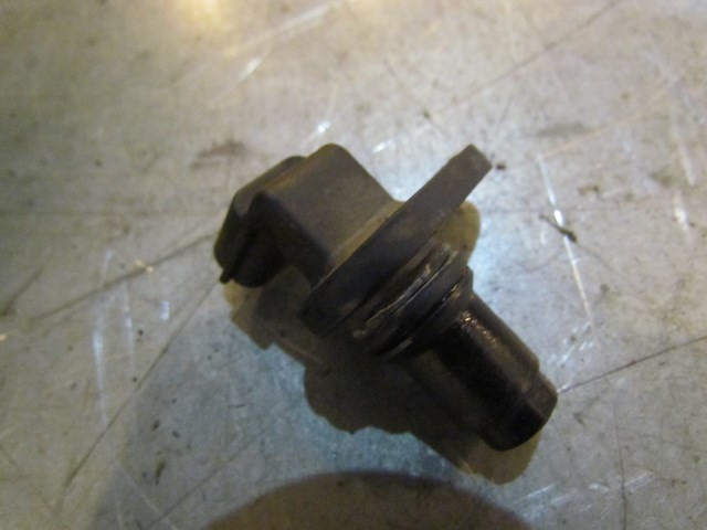 2007 Infiniti G35X Sedan AT VQ35HR RH Passenger Camshaft Position Sensor