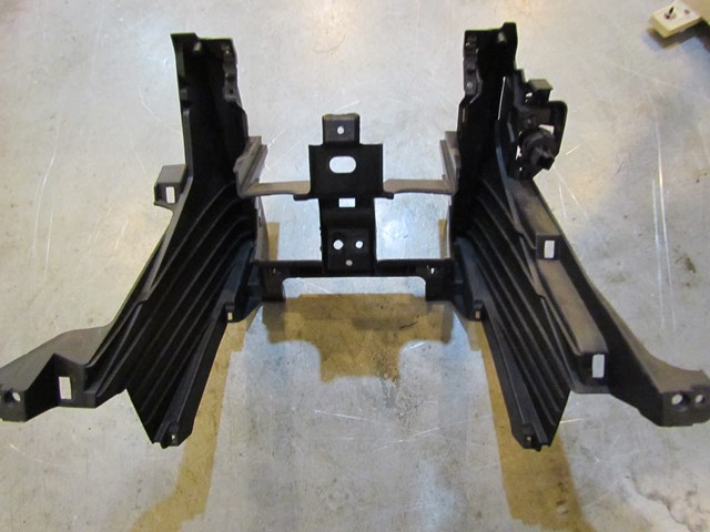 2007 Mazda MazdaSpeed 3 Radio Bezel Surround BP4K 60401