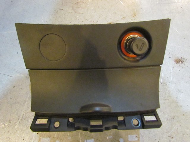 2007 Mazda MazdaSpeed 3 Ash Tray And Cigarette Lighter Assy