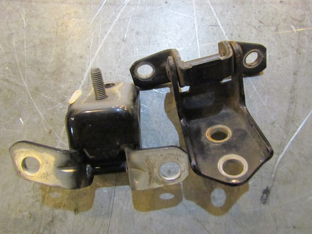 2007 Mazda MazdaSpeed 3 Rear LH Drivers Door Hinge Set