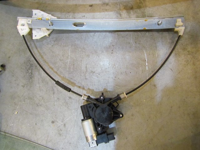 2007 Mazda MazdaSpeed 3 Front RH Passenger Window Motor Assy