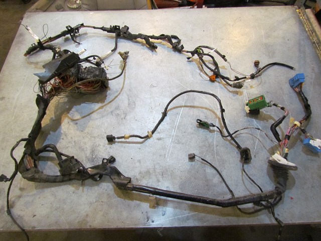 2007 Mazda MazdaSpeed 3 Engine Bay Wiring Harness Minor Damage BA6R 67010