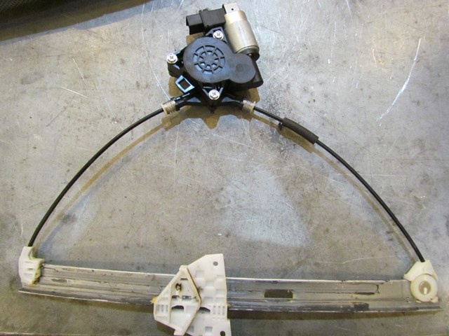 2007 Mazda MazdaSpeed 3 Front LH Drivers Window Motor Regulator