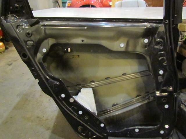 2007 Mazda MazdaSpeed 3 Rear LH Drivers Door Shell Heavy Scratches See Pics