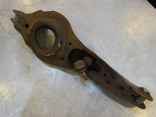 2007 Mazda Mazdaspeed 3 Rear RH Passenger Lower Control Arm Spring Cup