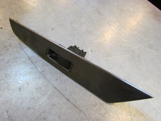 2007 Mazda MazdaSpeed 3 Rear RH Passenger Door Switch