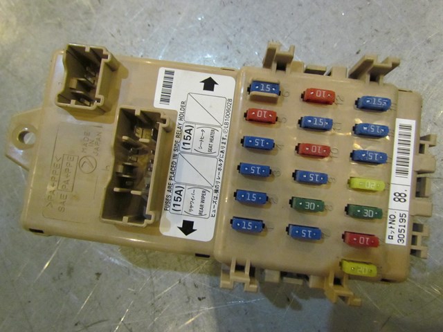 2004 Subaru Forester MT Turbo Interior Fuse Panel Box 305195