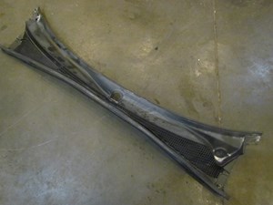 2003 Subaru Forester Windshield Wiper Cowl Vent OEM
