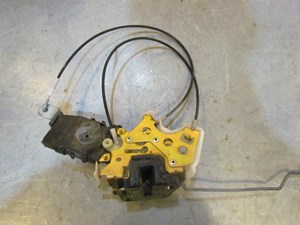 2004 Subaru Forester Front RH Passenger Door Lock Actuator
