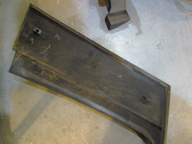 2003 Subaru Forester LH Drivers B Pillar Exterior Trim Panel